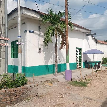La Estacion Del Refugio Hotel Girardot Luaran gambar